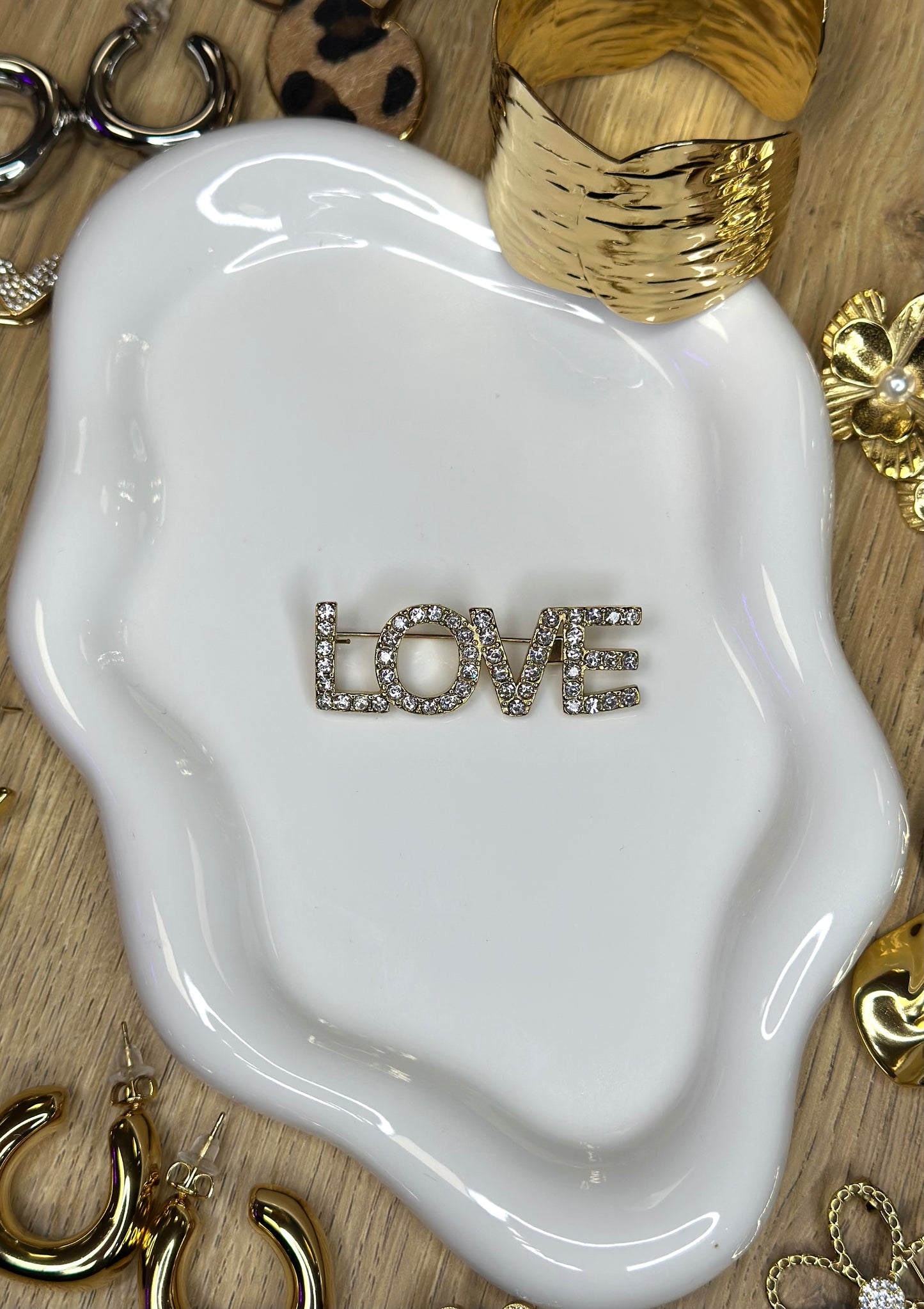 Brooch - LOVE