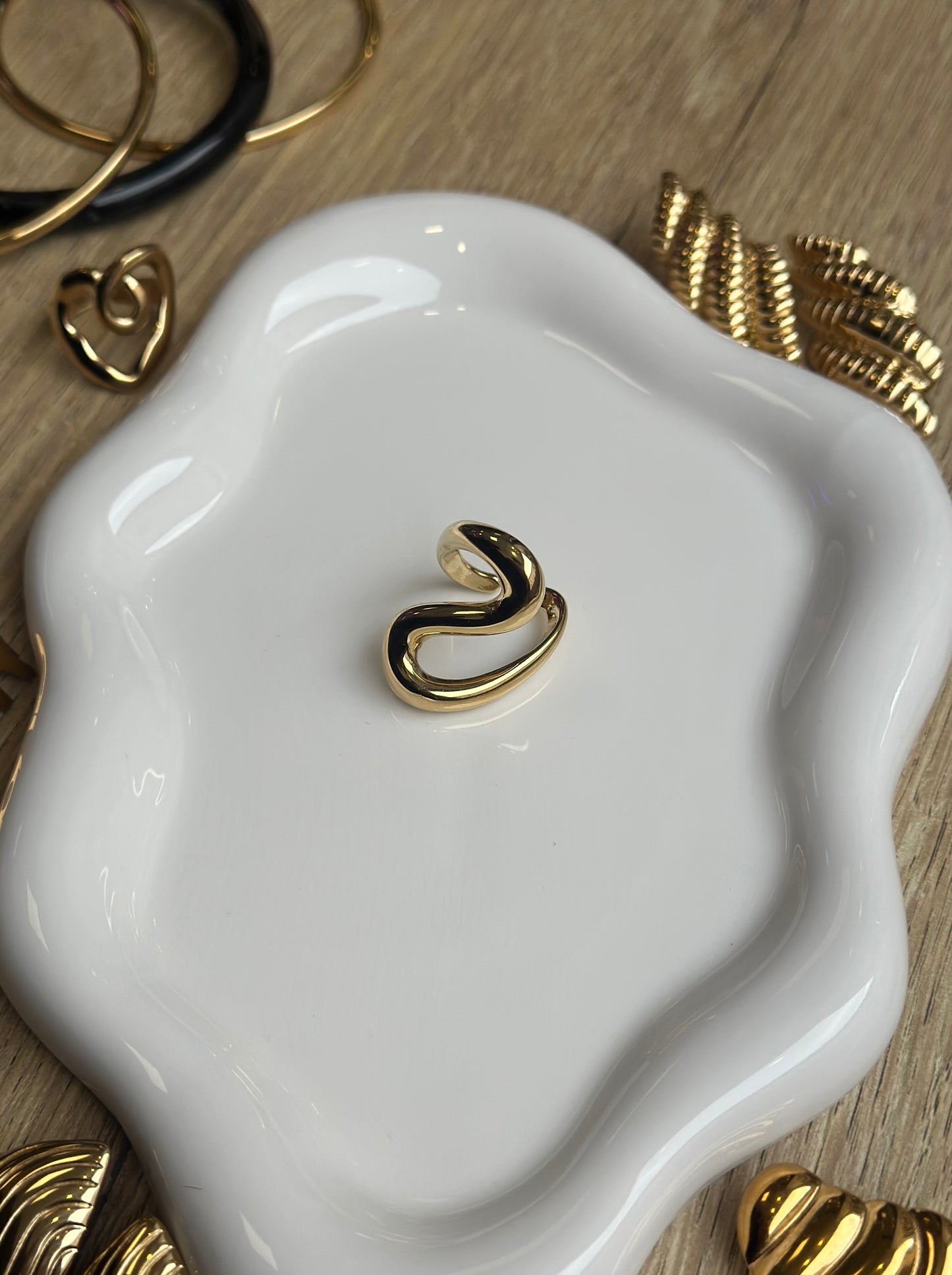 Ring with rounded shapes - LÉNA