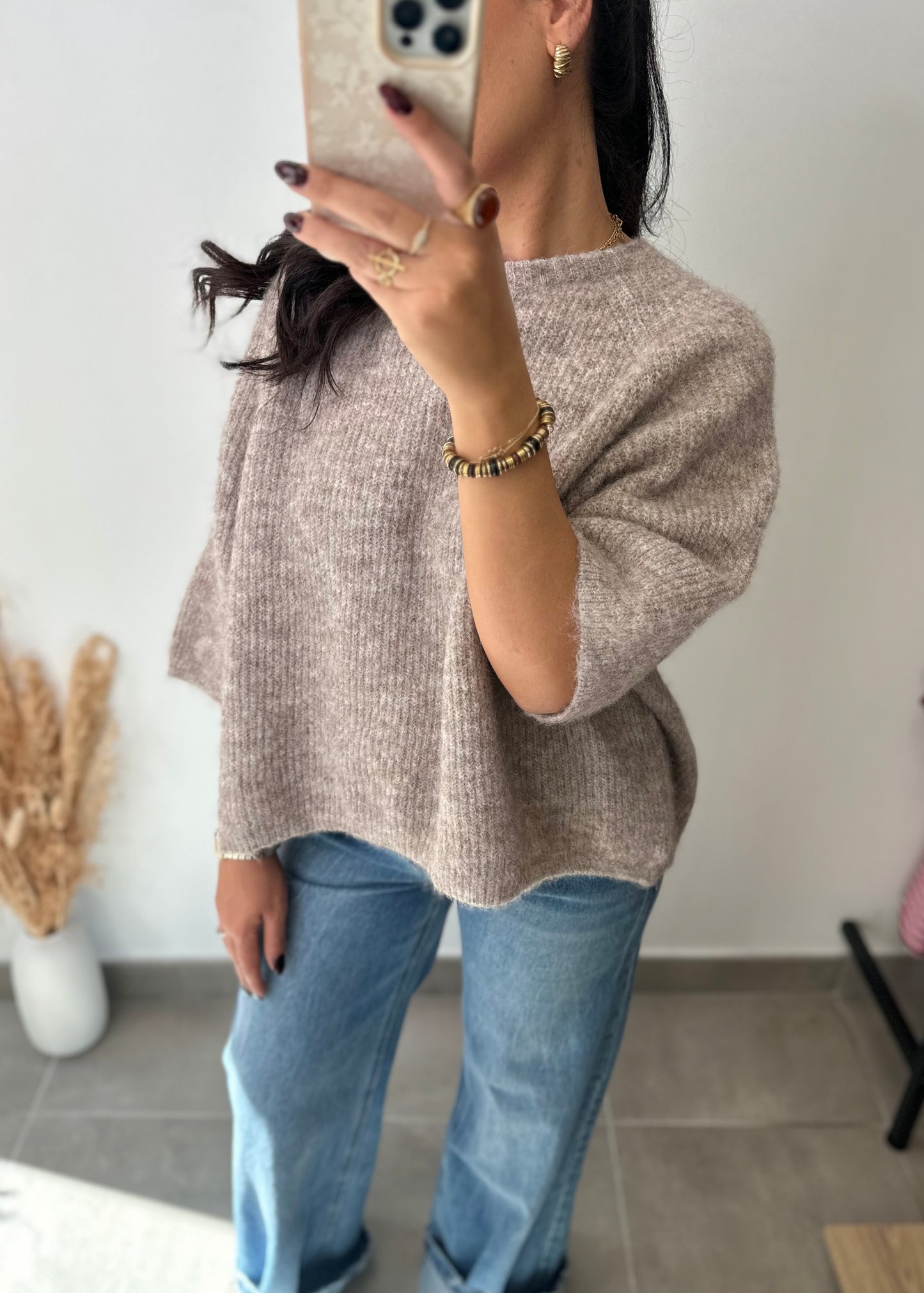 Pull taupe oversize en laine manches 3/4