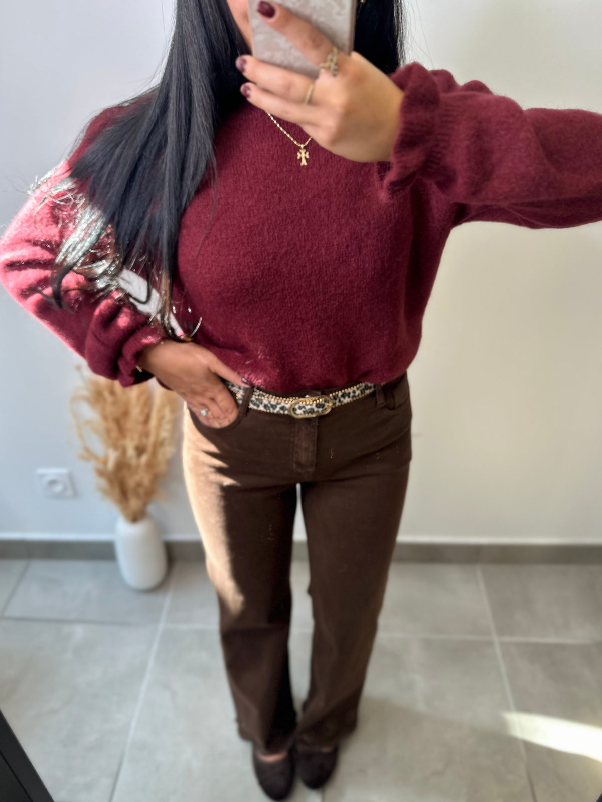 Jean marron coupe FLARE à broderies sur le bas