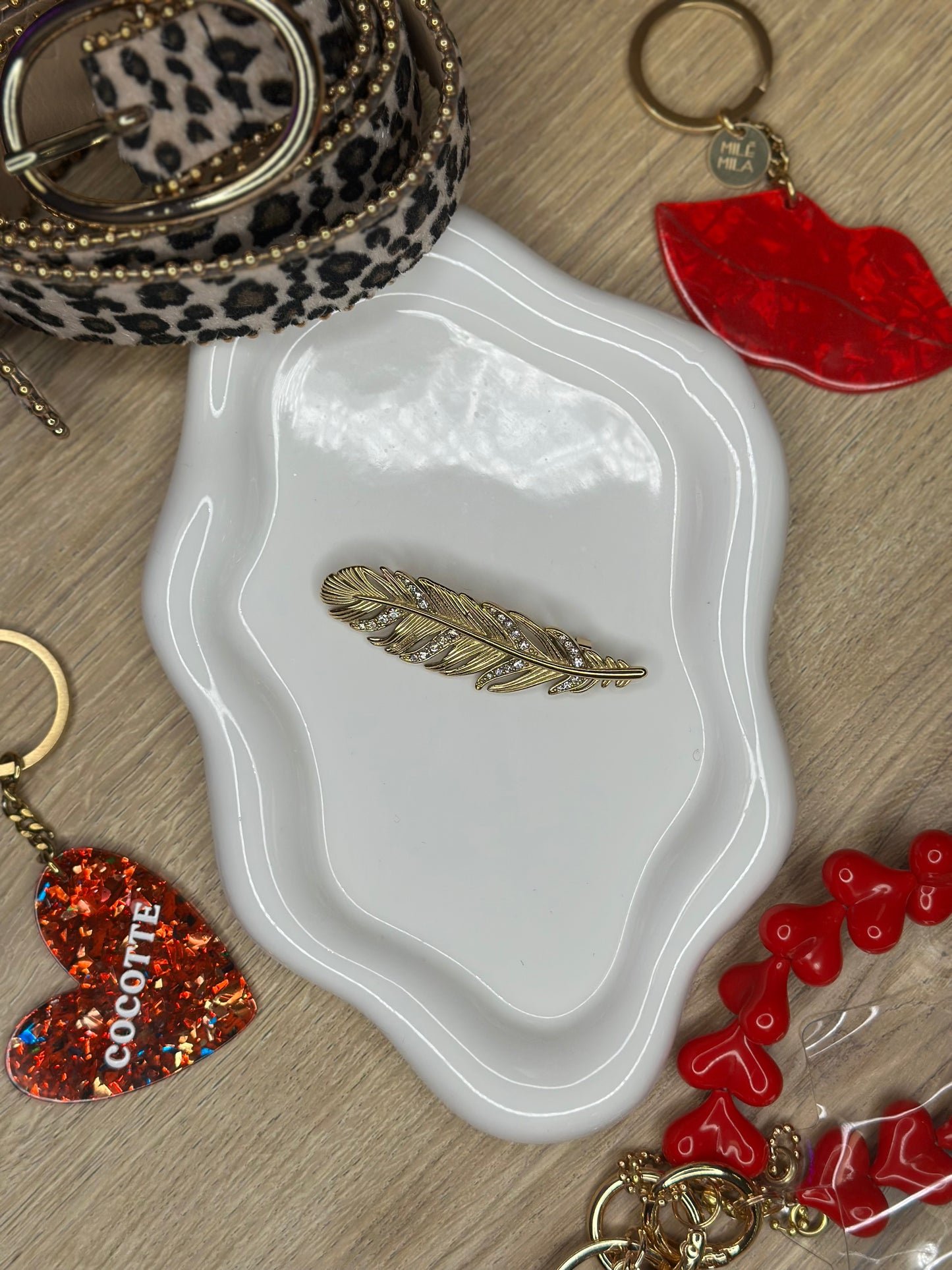 Broche à strass - PLUME