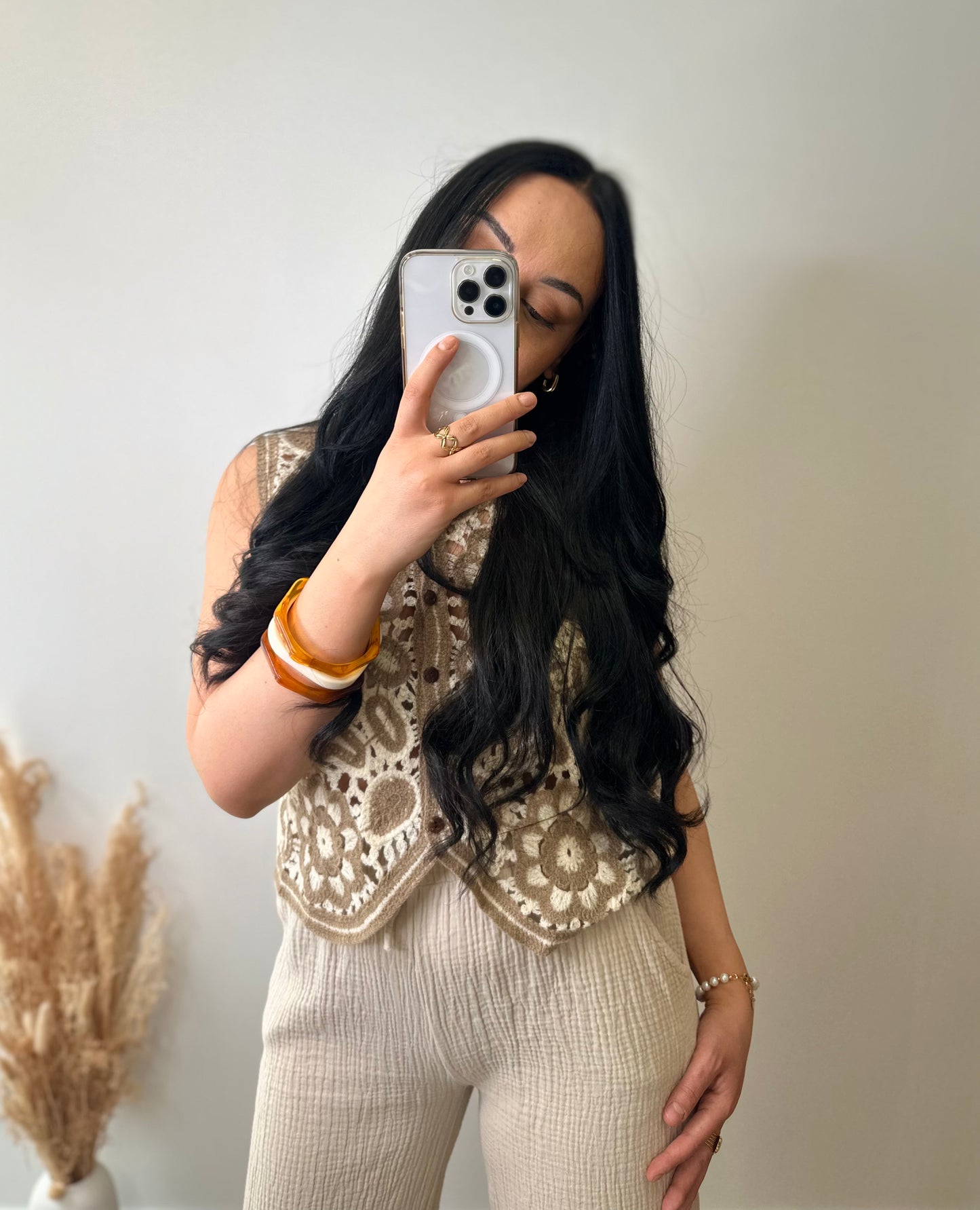 Top à crochets en coton taupe