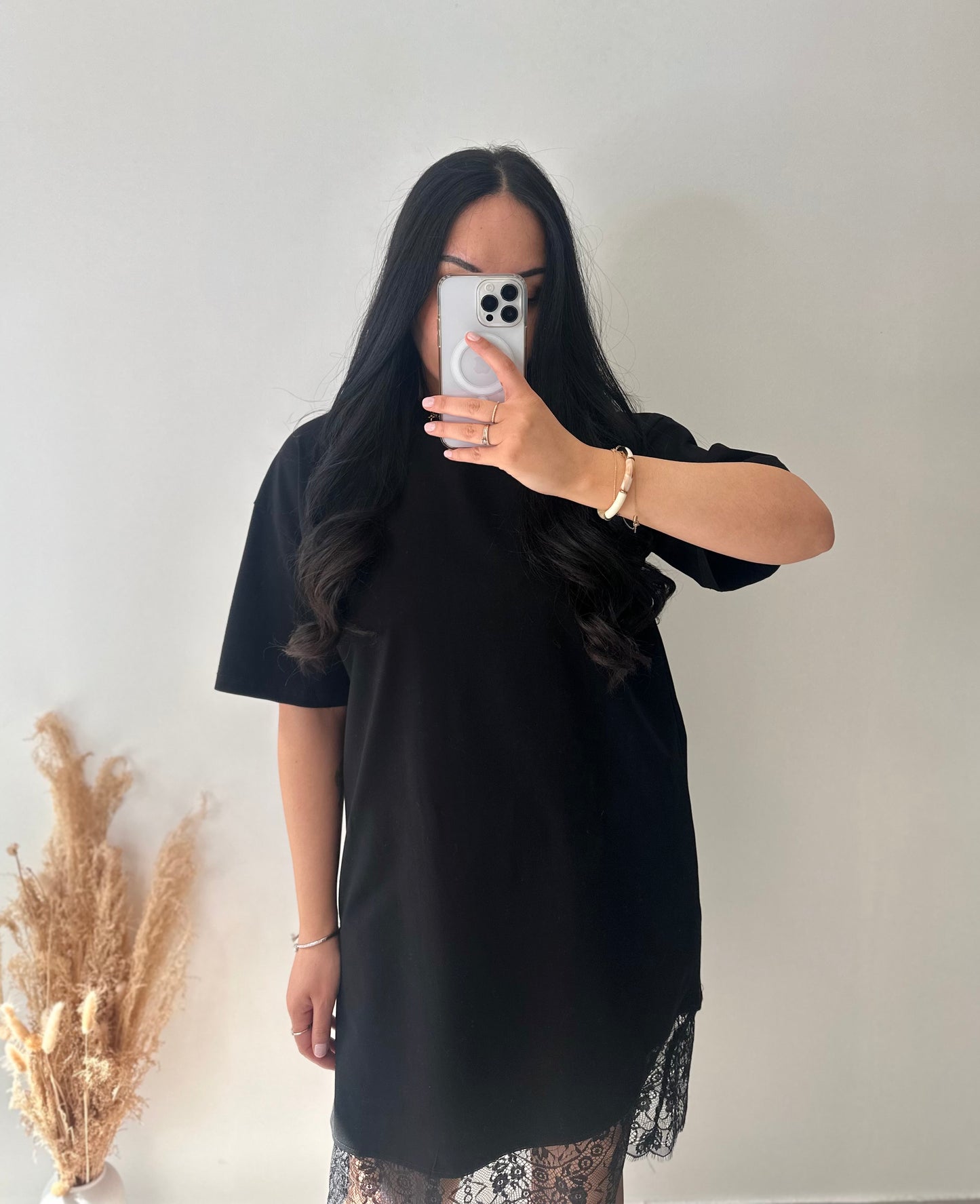 Robe t-shirt à dentelles