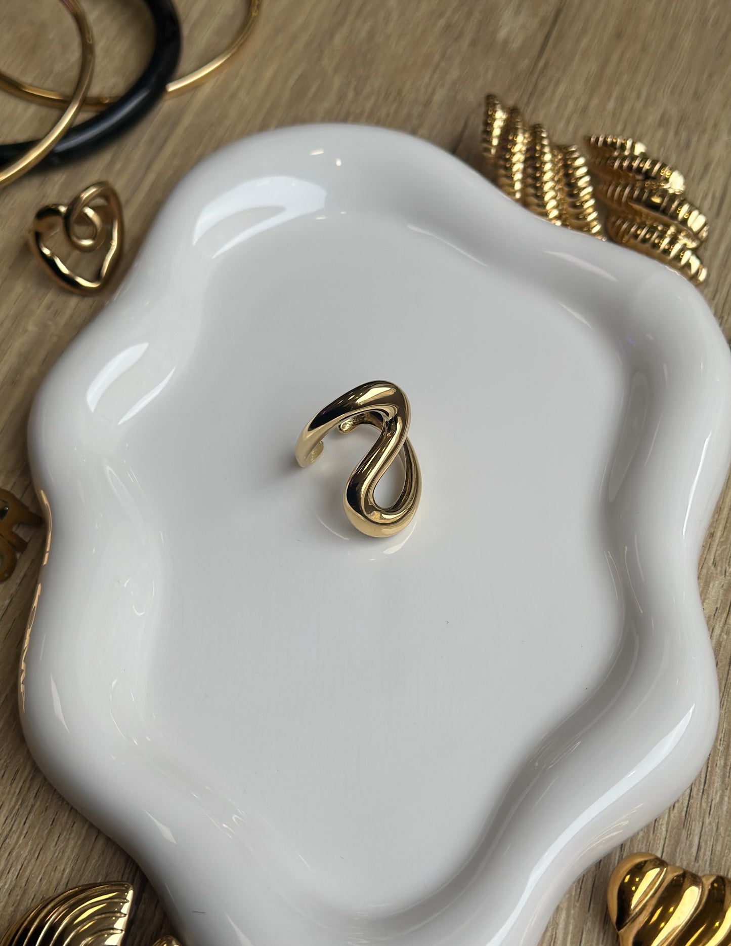 Ring with rounded shapes - LÉNA