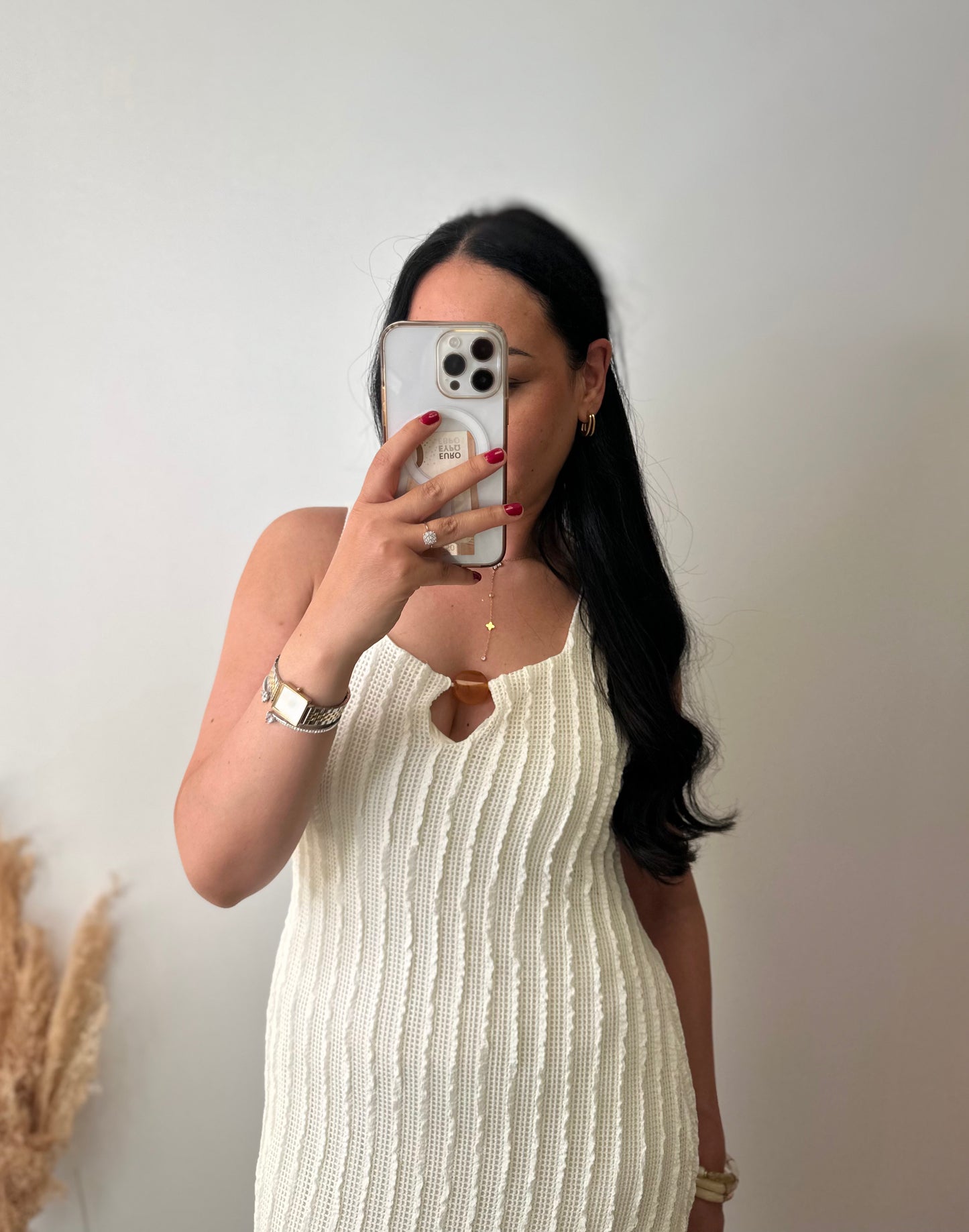 Robe longue beige en maille à grosse perle