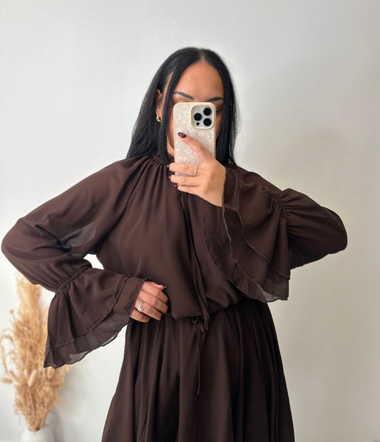 Robe à volants marron