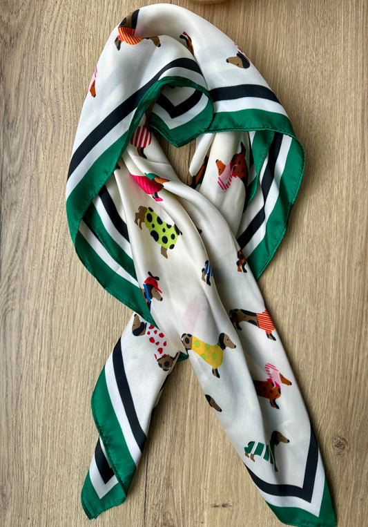 Petit carré de soie à motifs - TECKEL