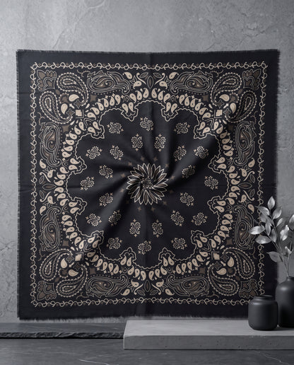 Écharpe motifs bandanas en laine