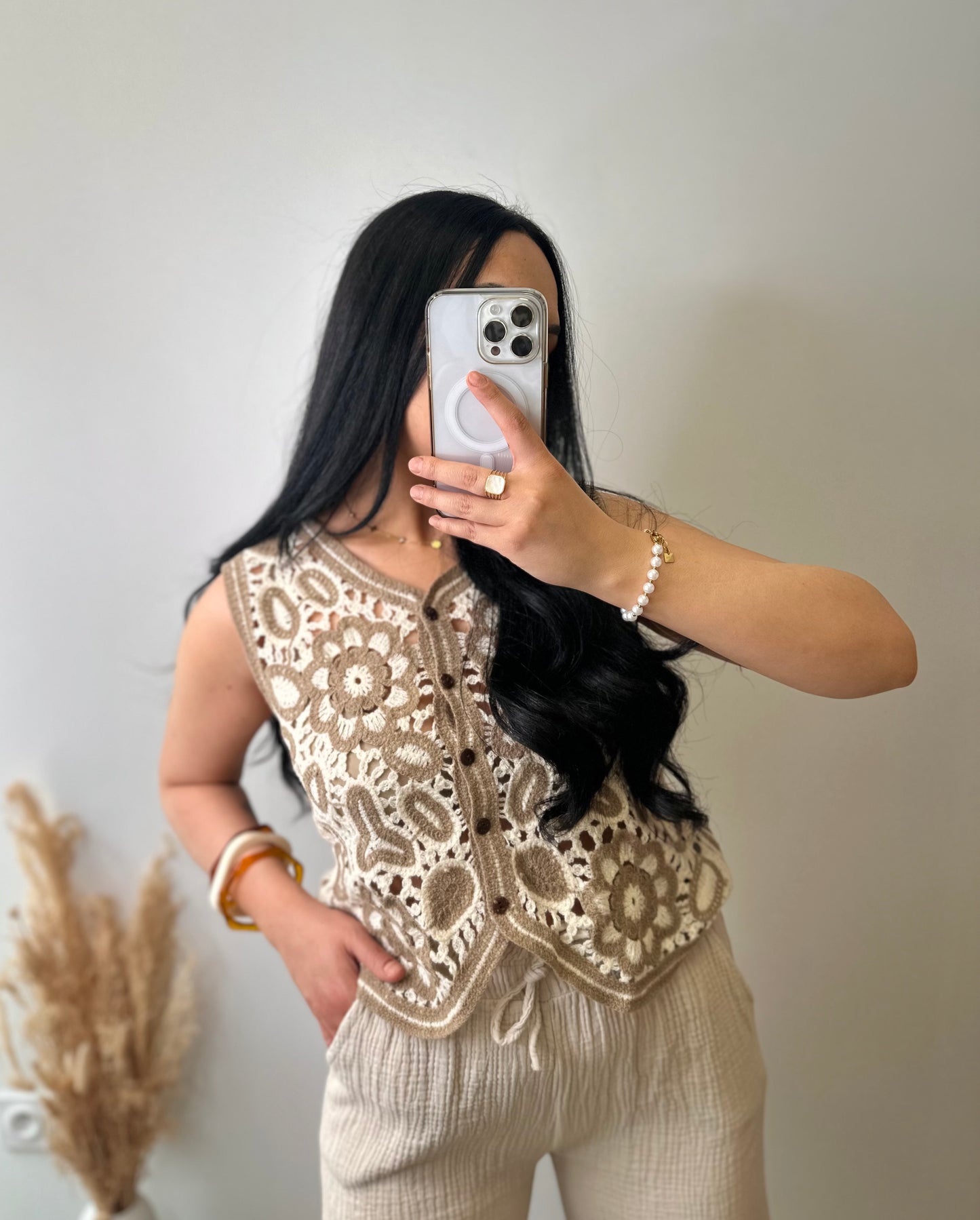 Top à crochets en coton taupe