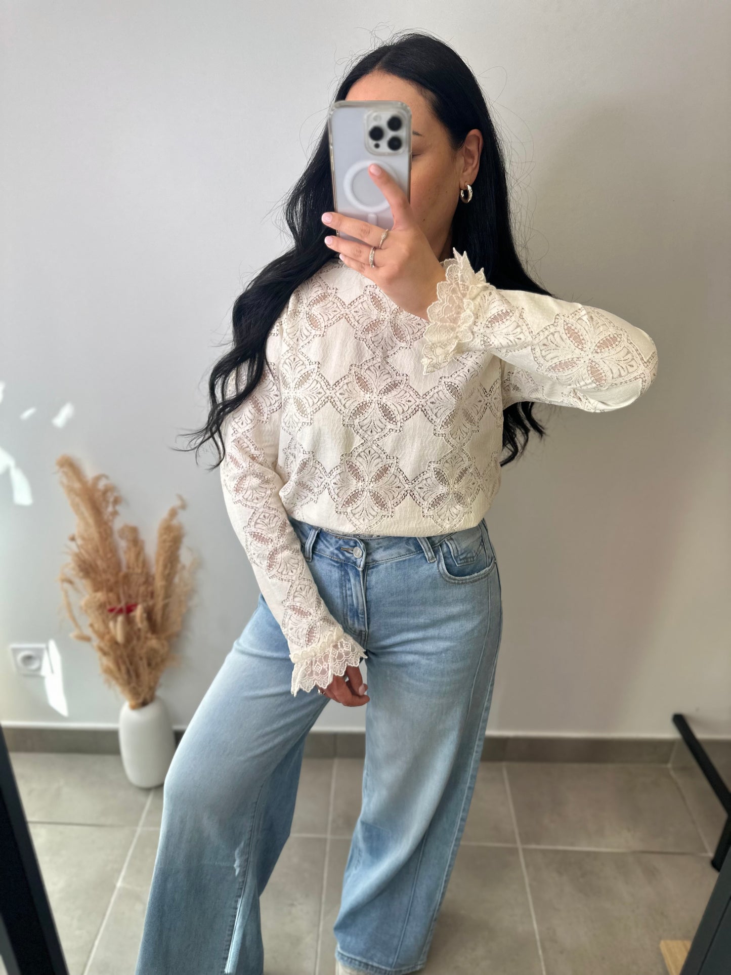 Chemise en dentelles fleuries - CLOÉ