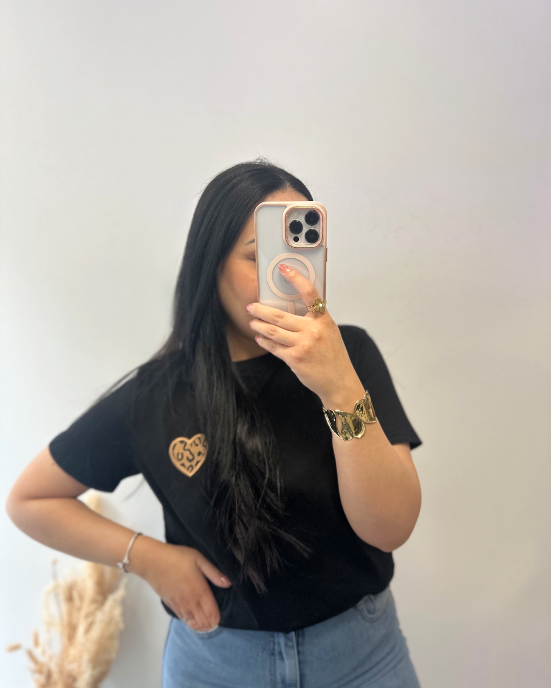 Round neck t-shirt - HEART