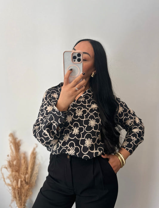 Black shirt with beige embroidered flowers - LUCIE