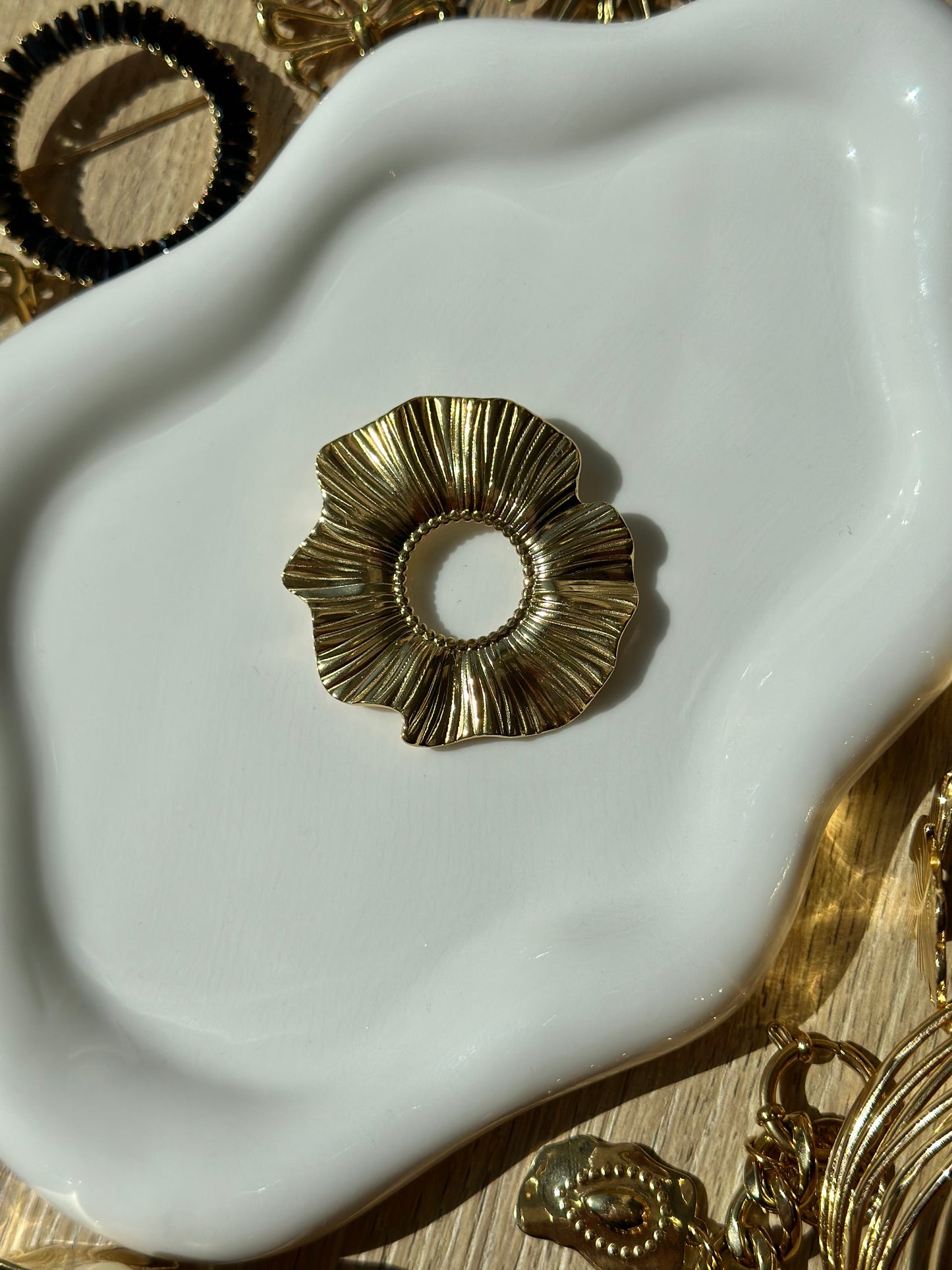 Brooch - SERENA