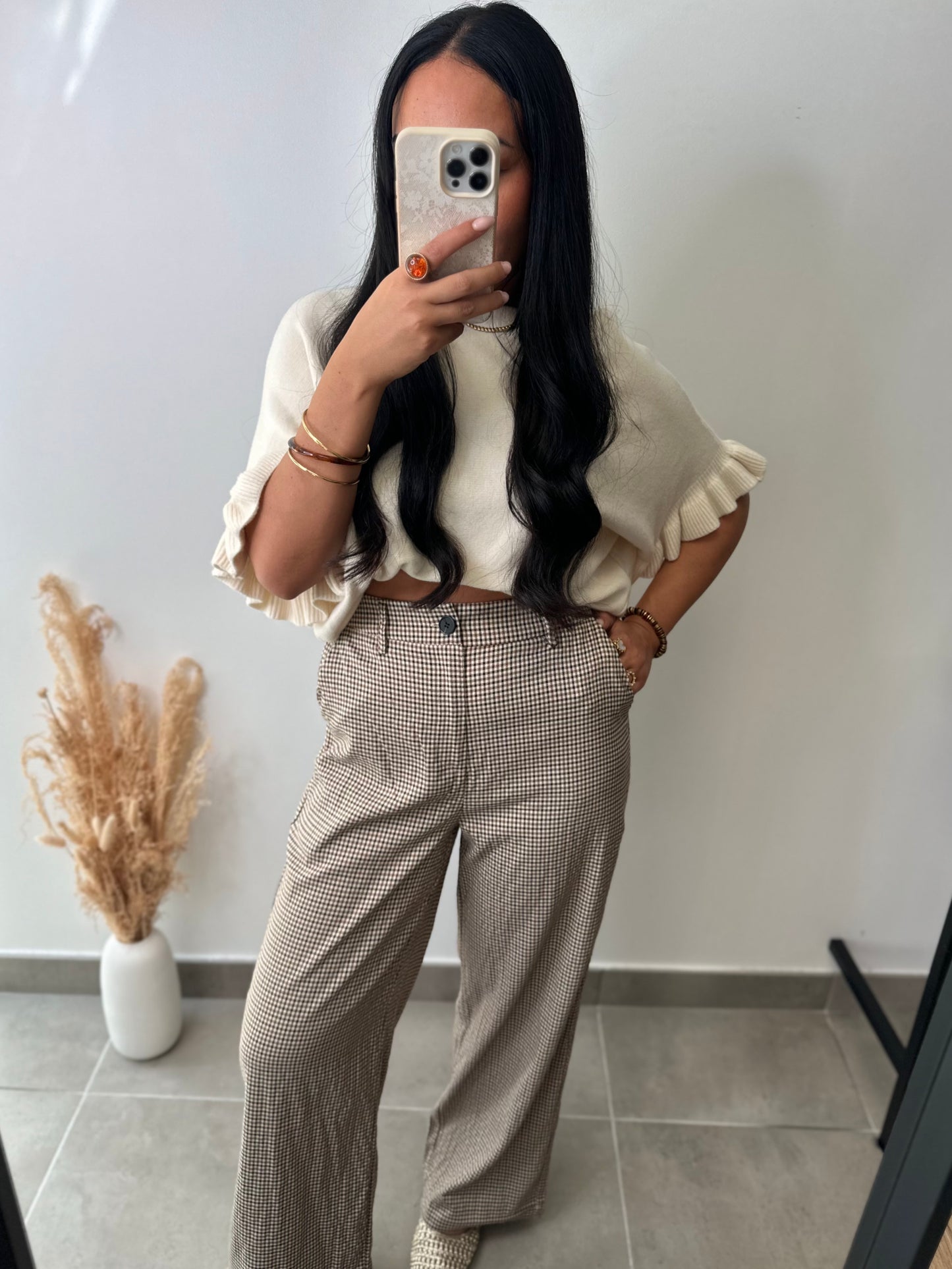 Pull crème manches à détails