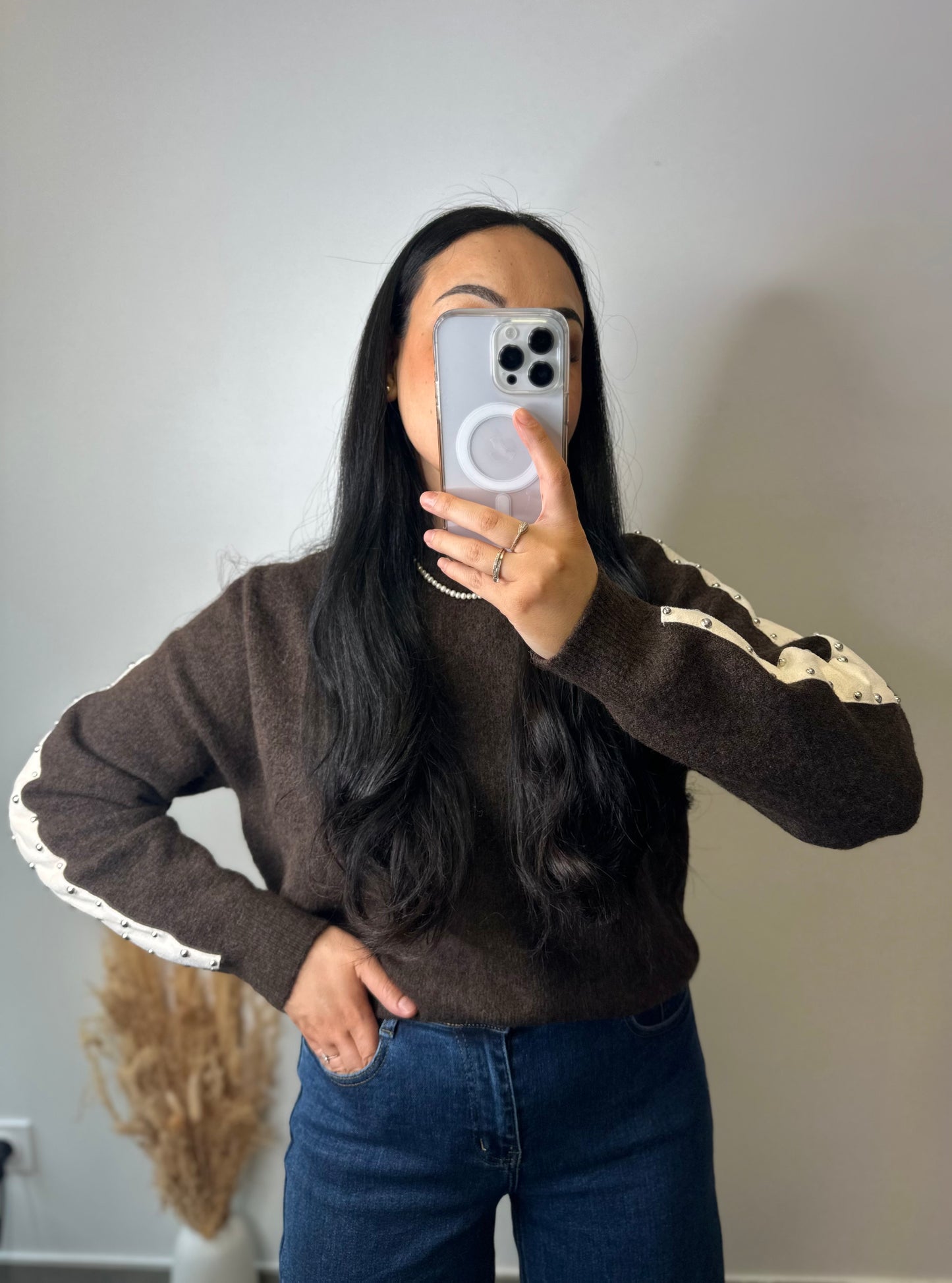 Pull marron manches cloutés - ANNA