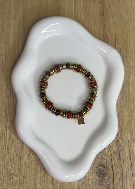 Bracelet perlé ethnique aux tons bordeaux