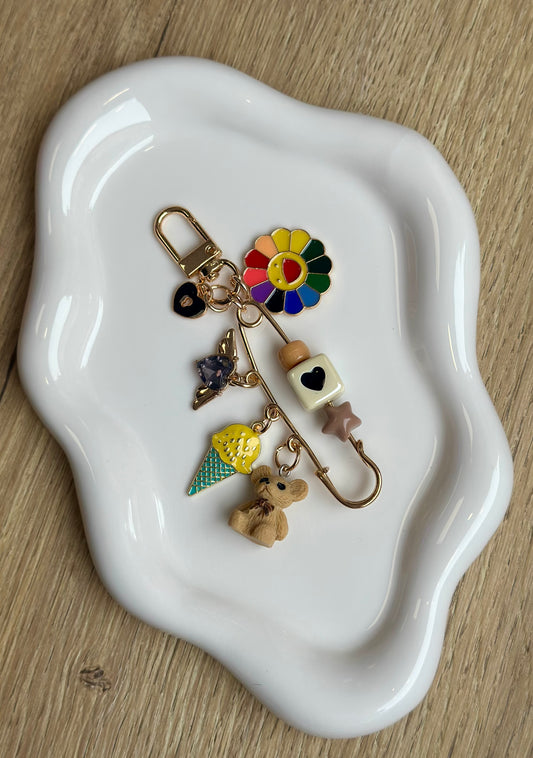 Pendant keychains - PIN