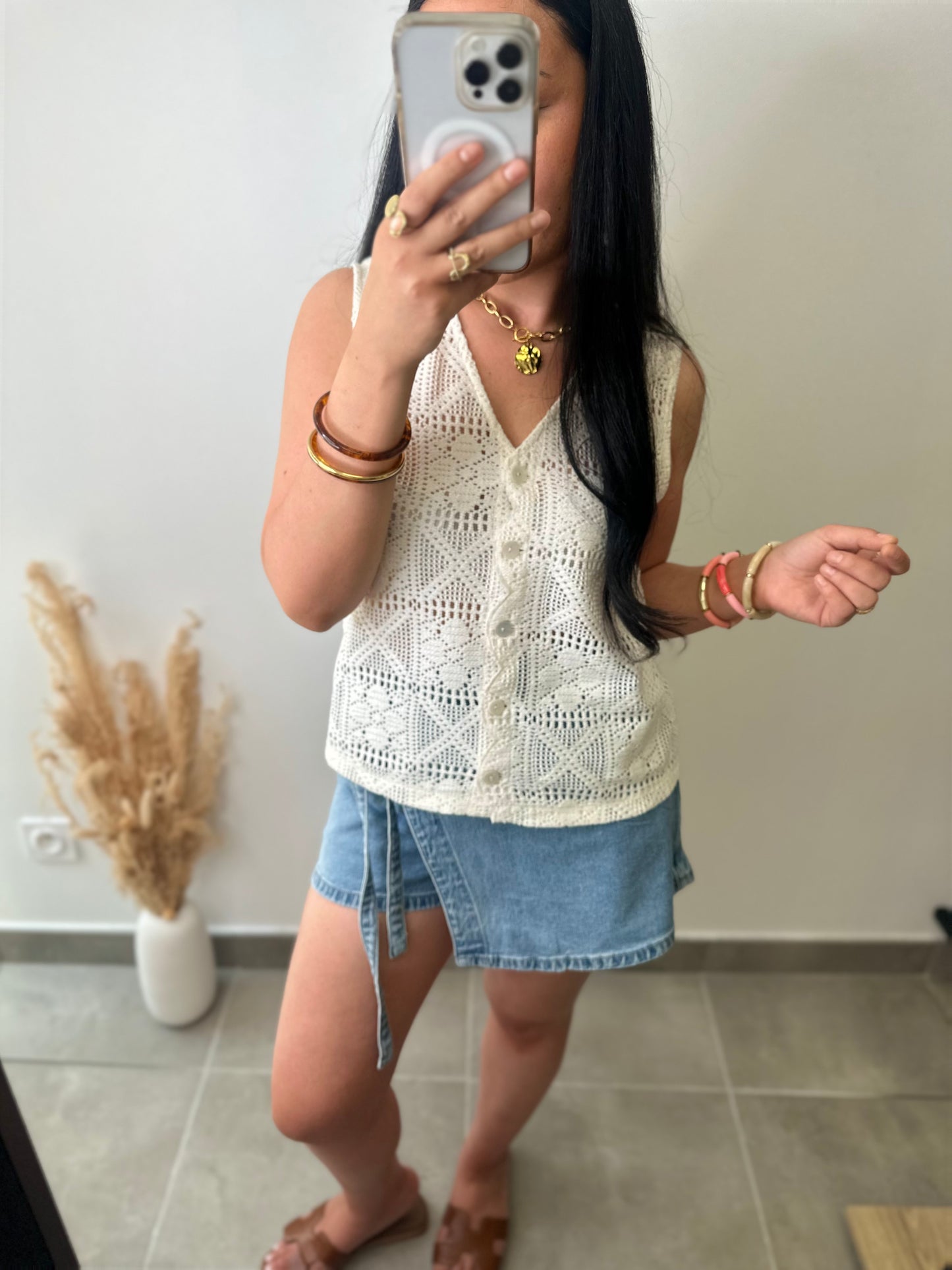 Top en maille fine type crochet blanc