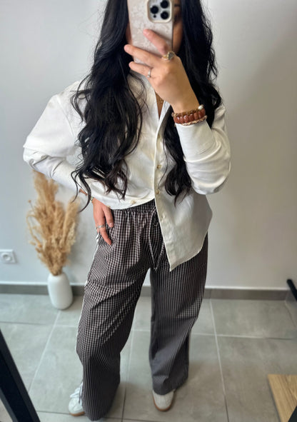 Pantalon fluide large à petit quadrillage marron et bande latérale