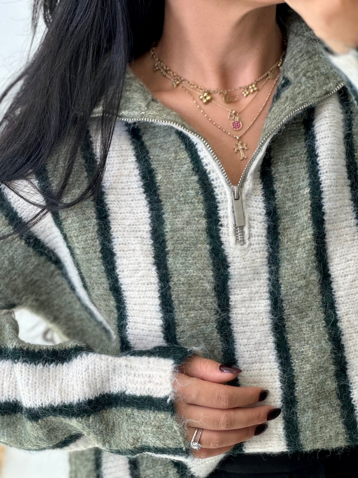 Pull à rayures et fermeture doux