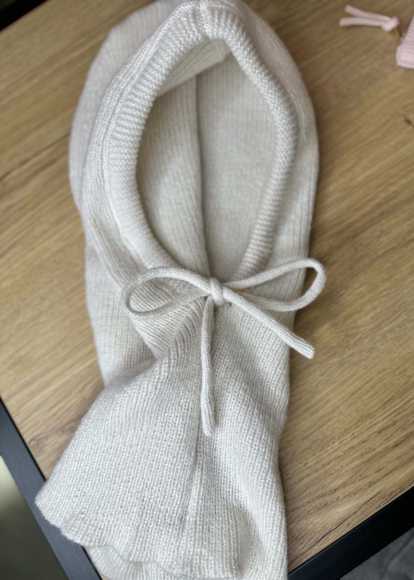 Cagoule en laine - BLANCHE