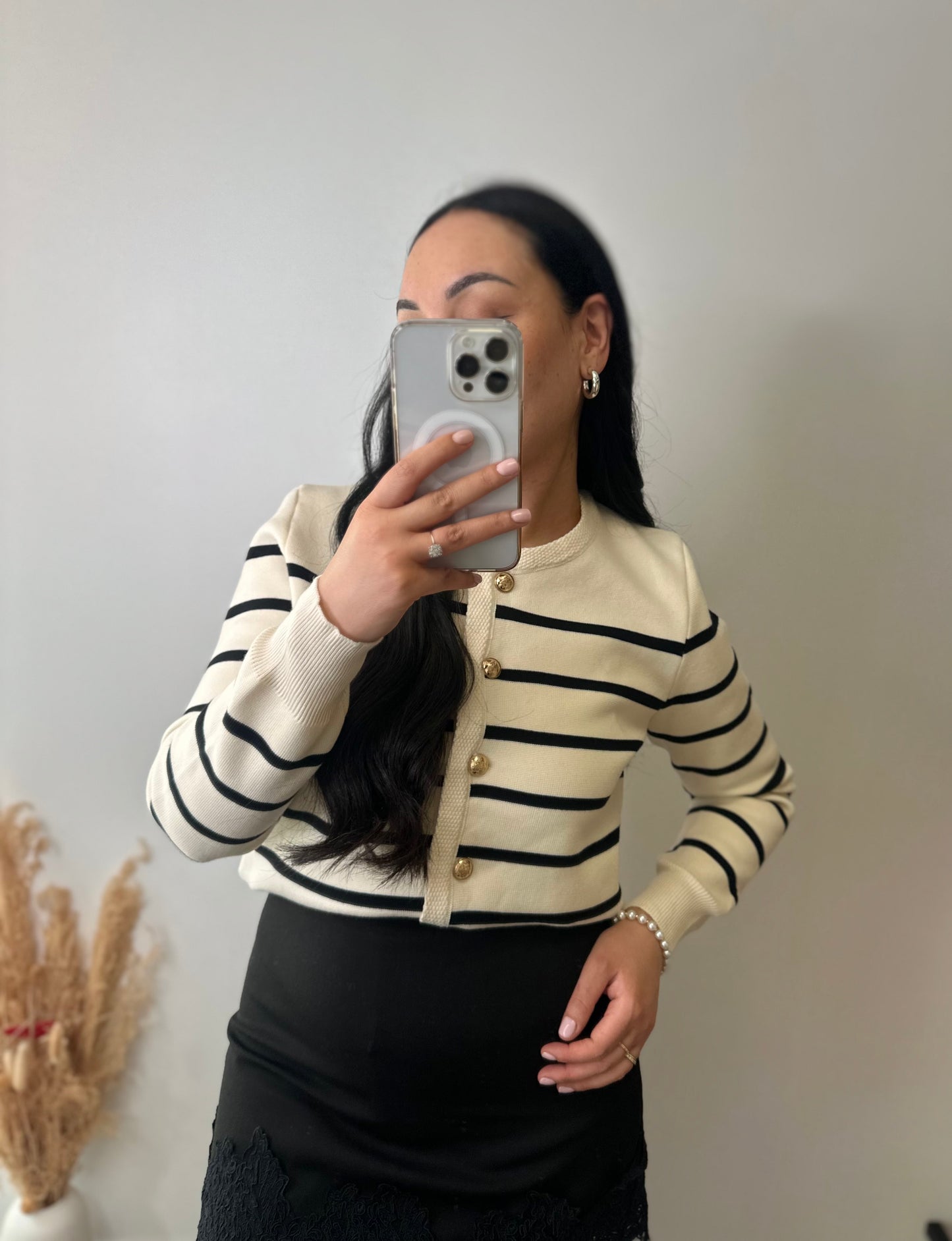 Cardigan à rayures noires et boutons dorés - GABRIELLE
