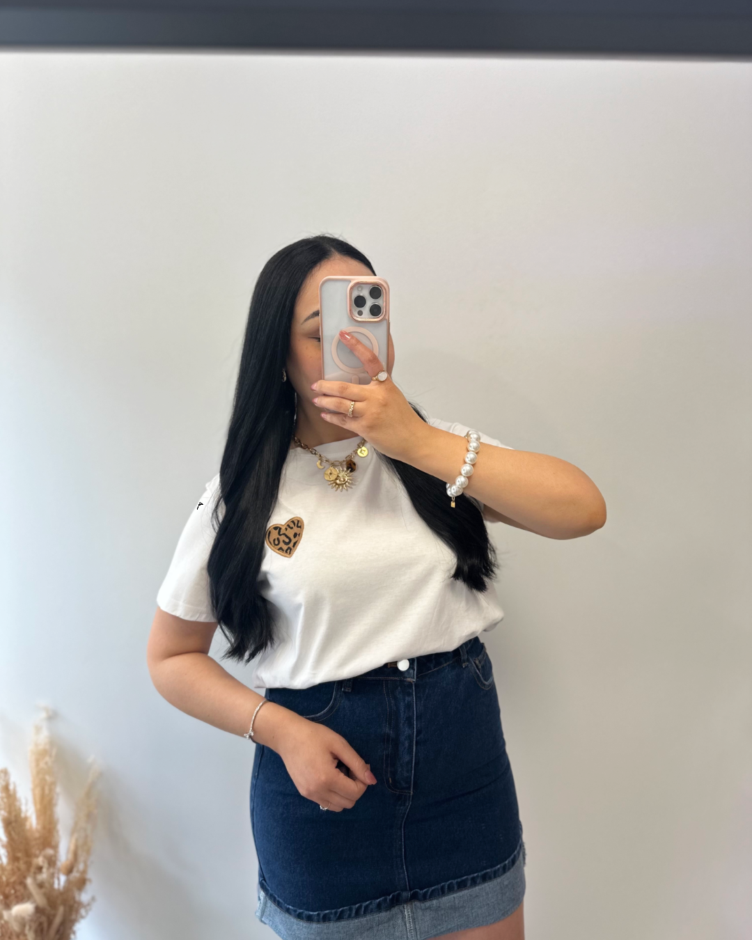 Round neck t-shirt - HEART