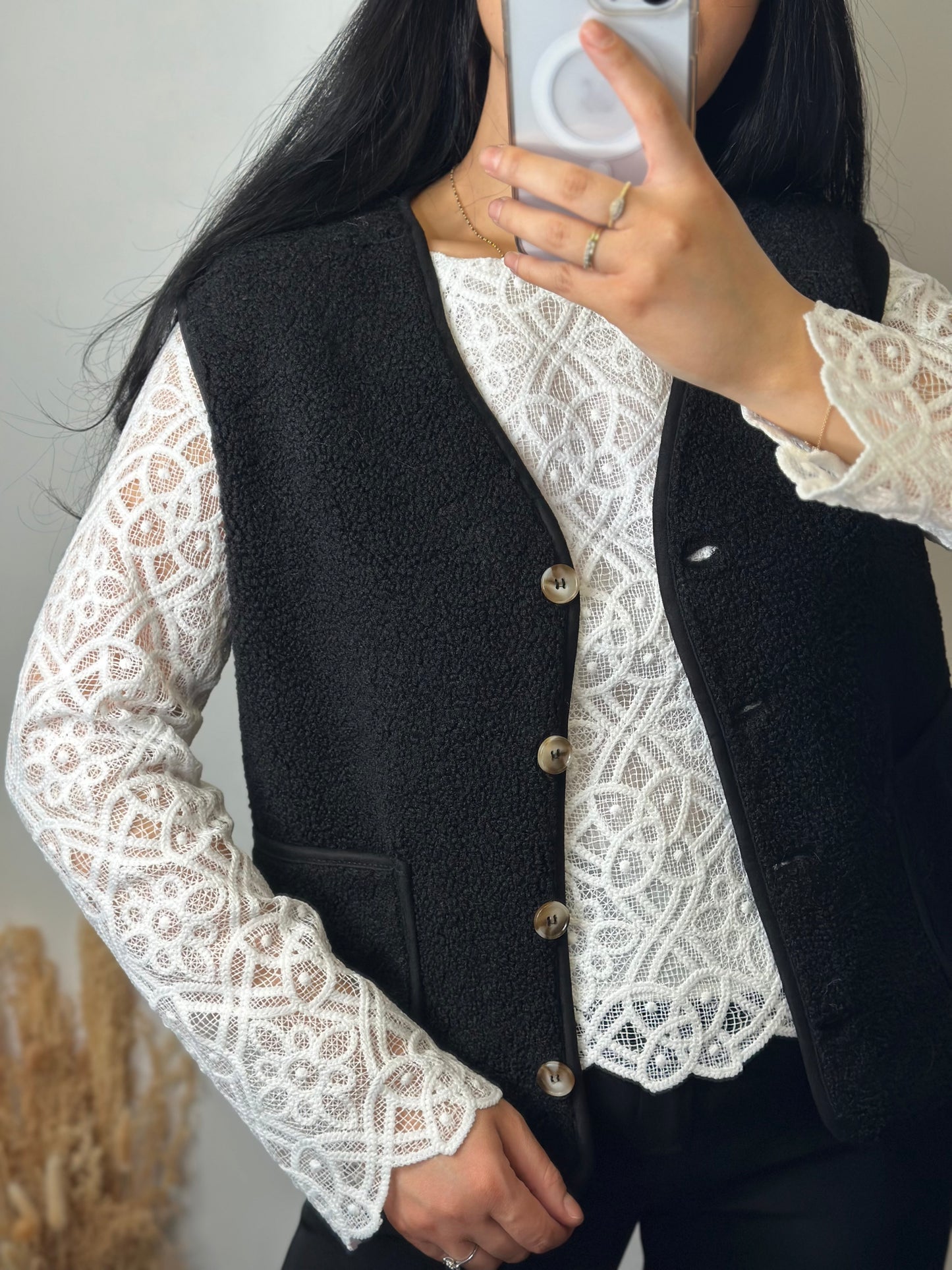 Blouse ajourée à fleurs brodées - AGATHE