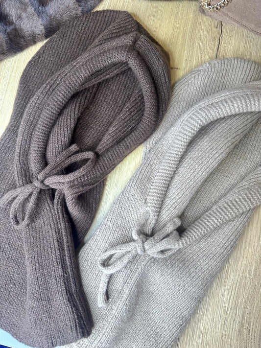 Cagoule en maille à noeud