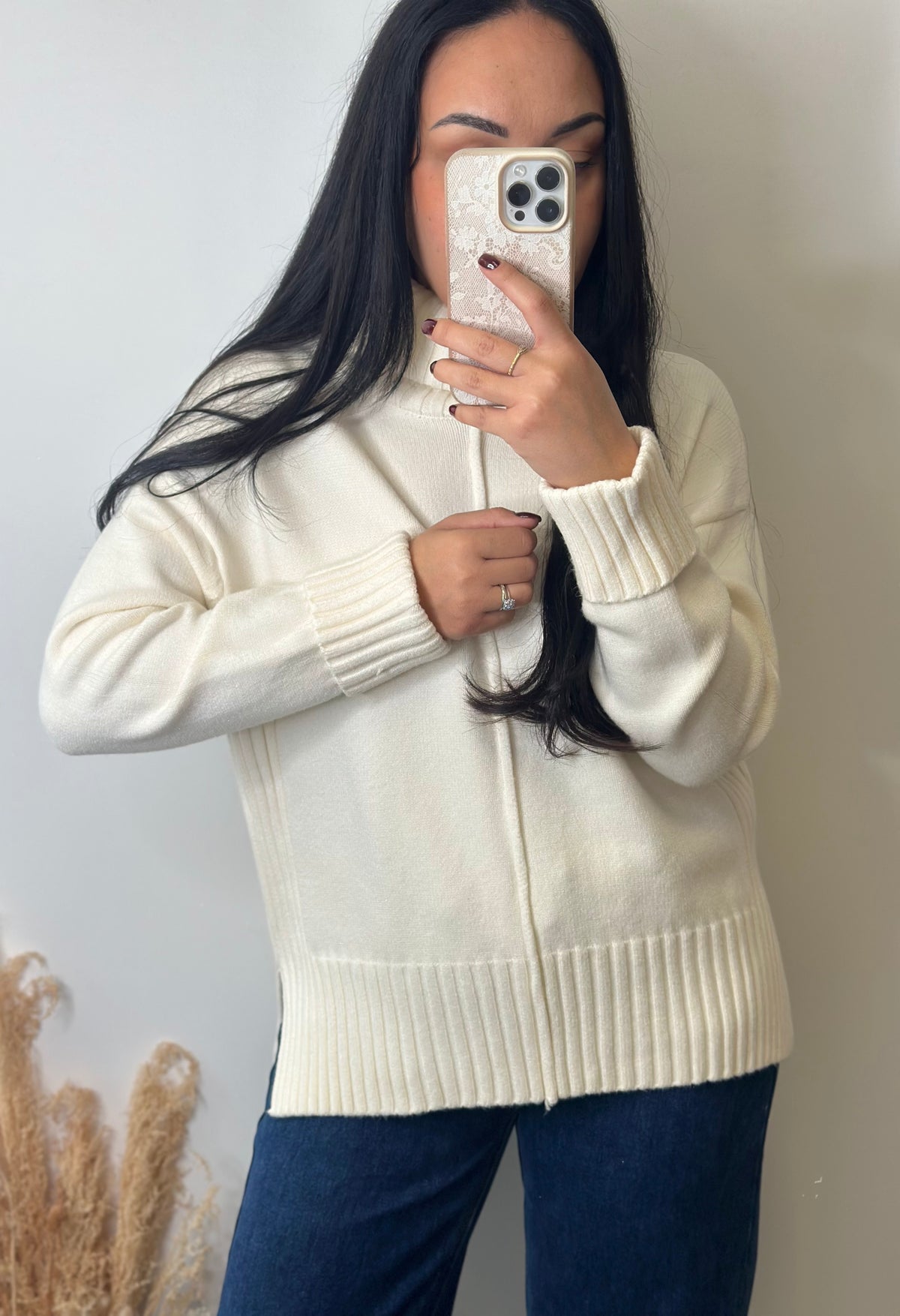 Pull col roulé en viscose couleur crème à détails