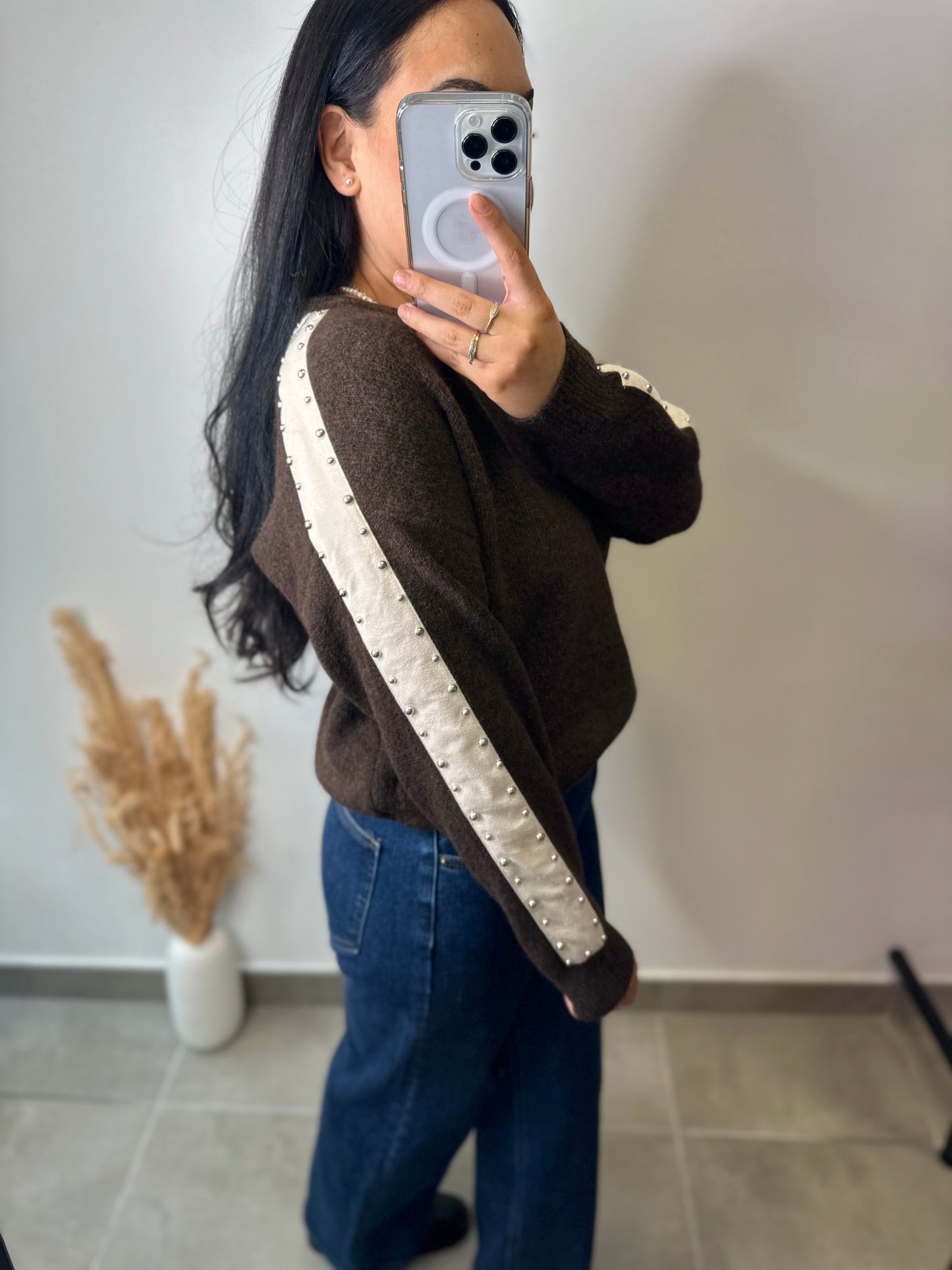 Pull marron manches cloutés - ANNA