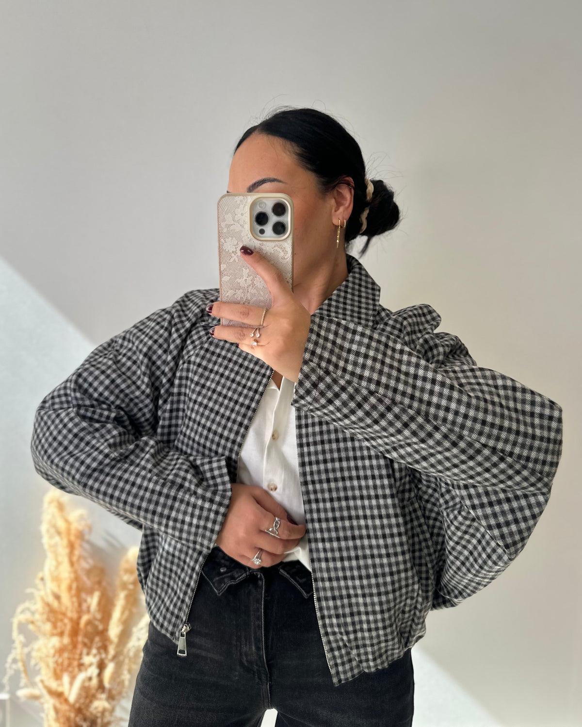 Veste à carreaux grise et noire chaude manches chauve-souris style bomber