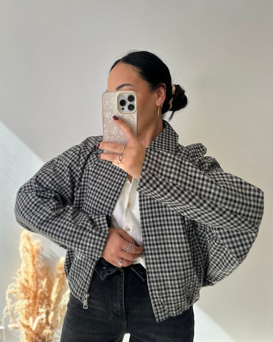 Veste à carreaux grise et noire chaude manches chauve-souris style bomber