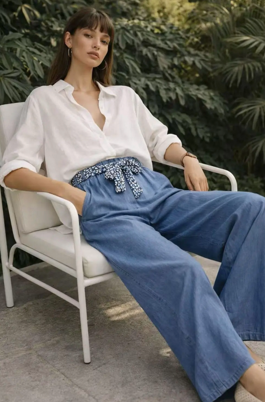 Pantalon fluide denim en tencell avec ceinture