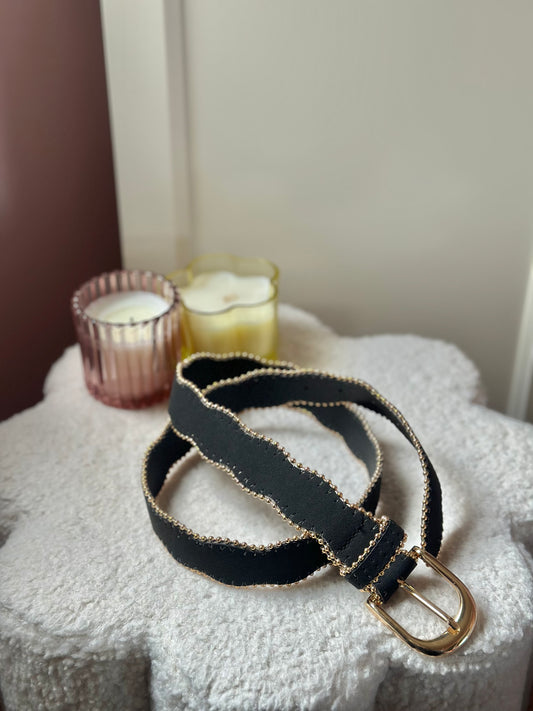 Ceinture en suédine bordure dorée noire