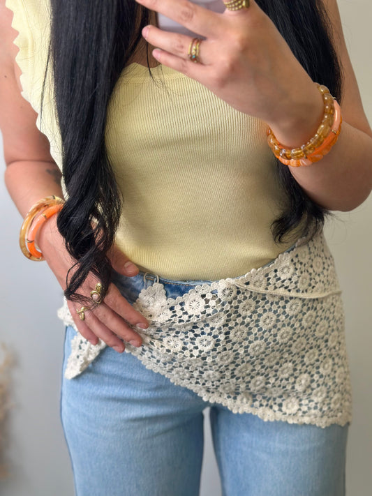 Foulard en crochet beige