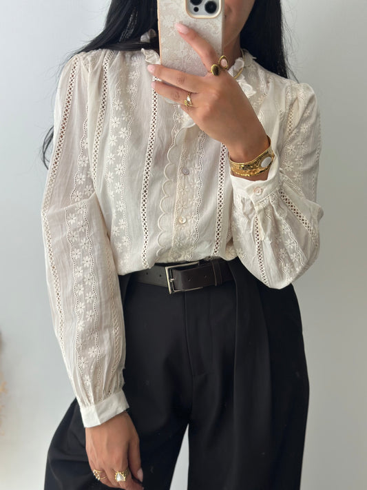 Chemise brodée crème