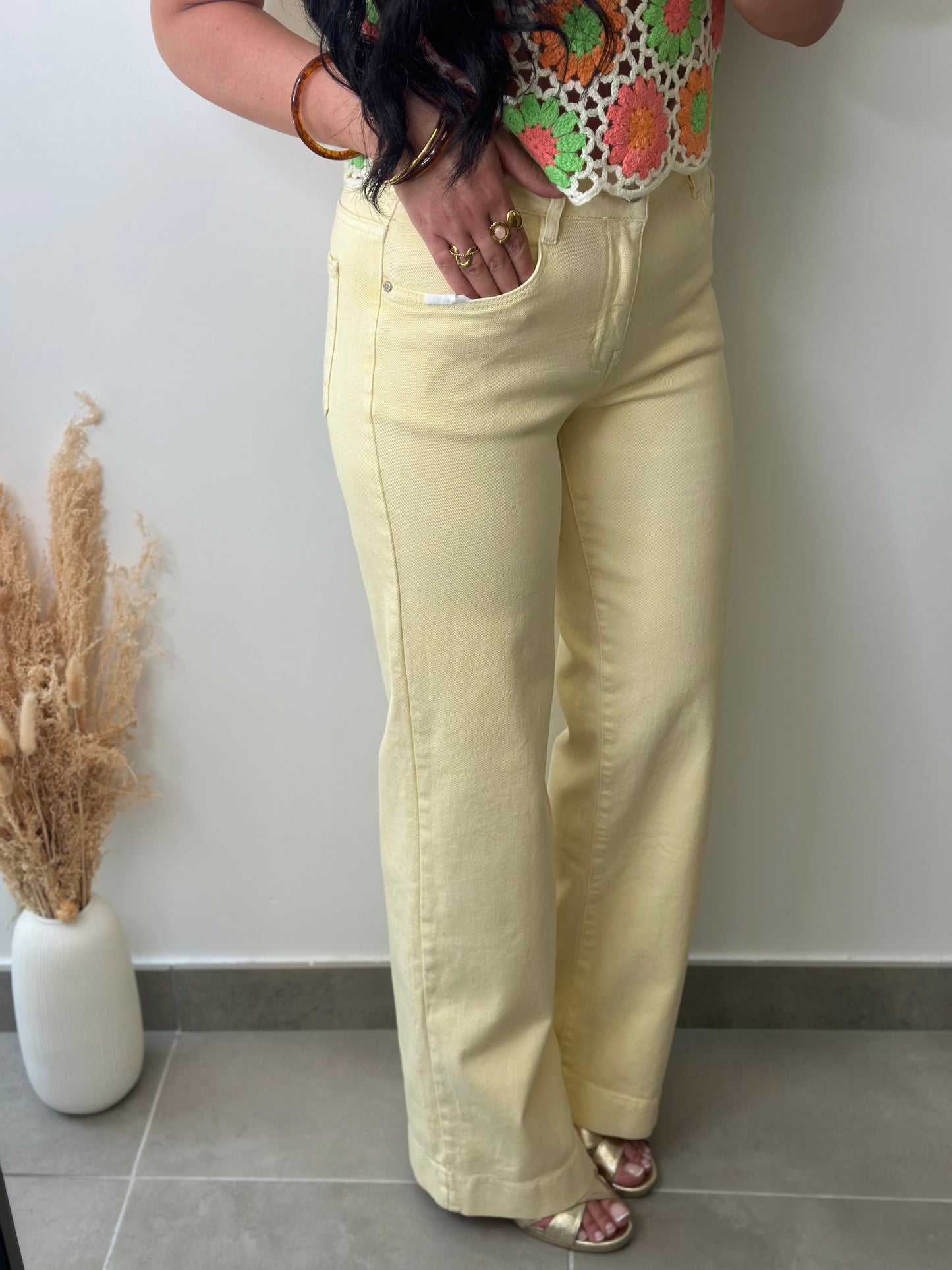 Jean coupe wide leg jaune souple