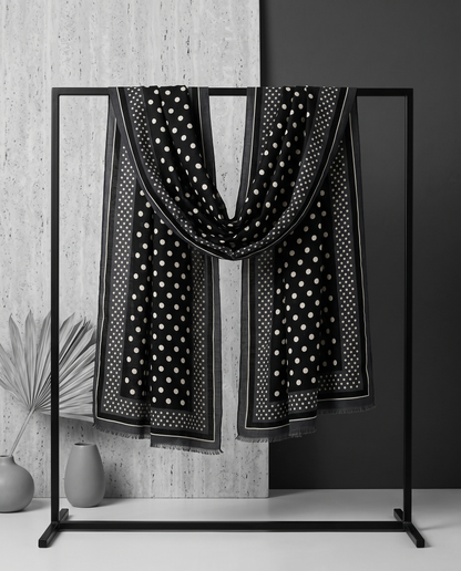 Foulard motifs pois