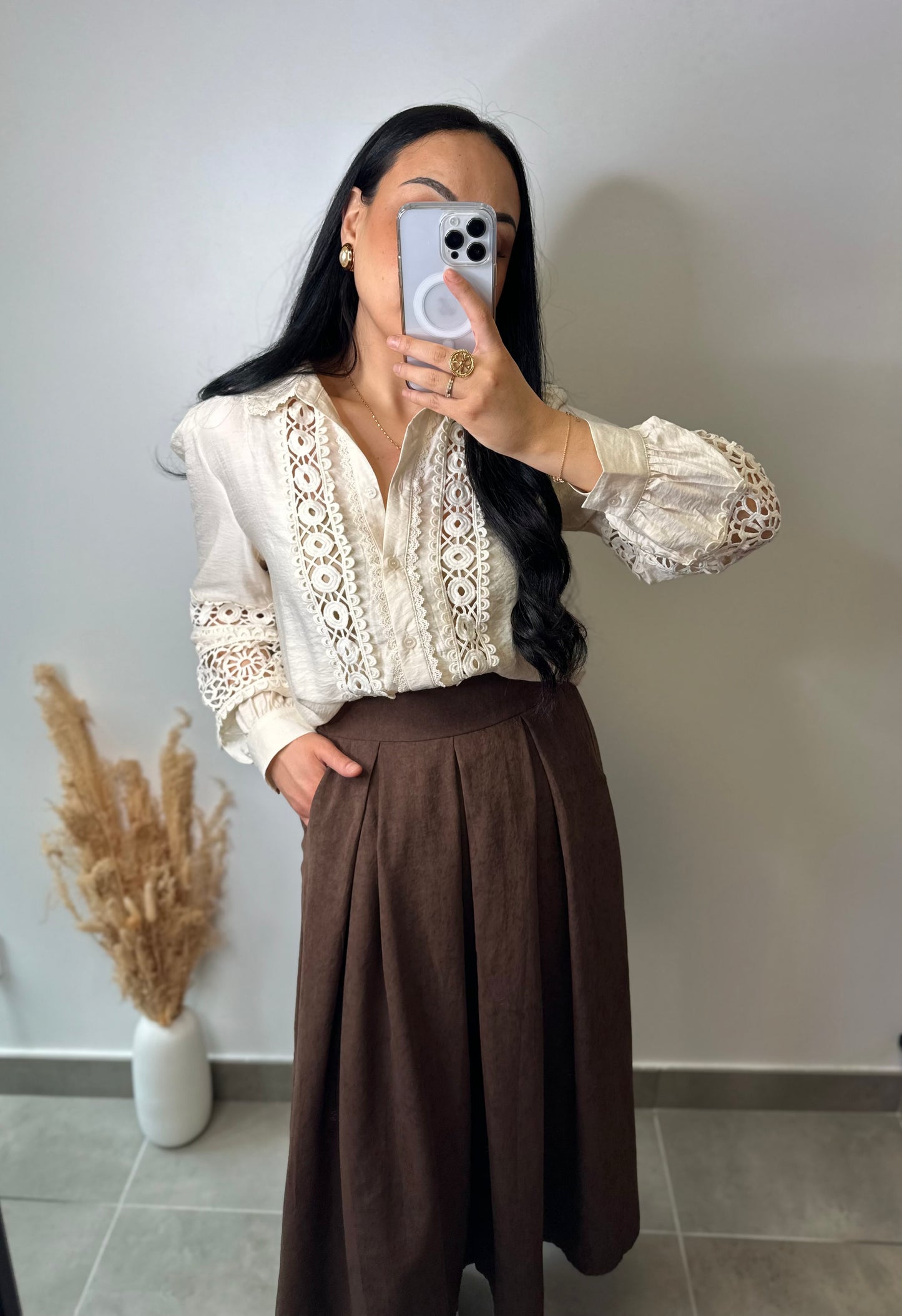 Chemise crème ajourée à fleurs - LOU