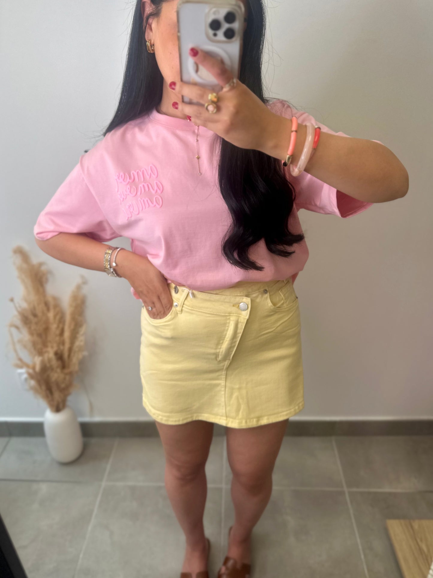 Jupe-short jaune boutons asymétrique